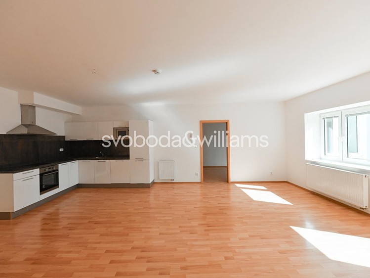 Pronájem bytu 3+kk 100 m² - foto 1