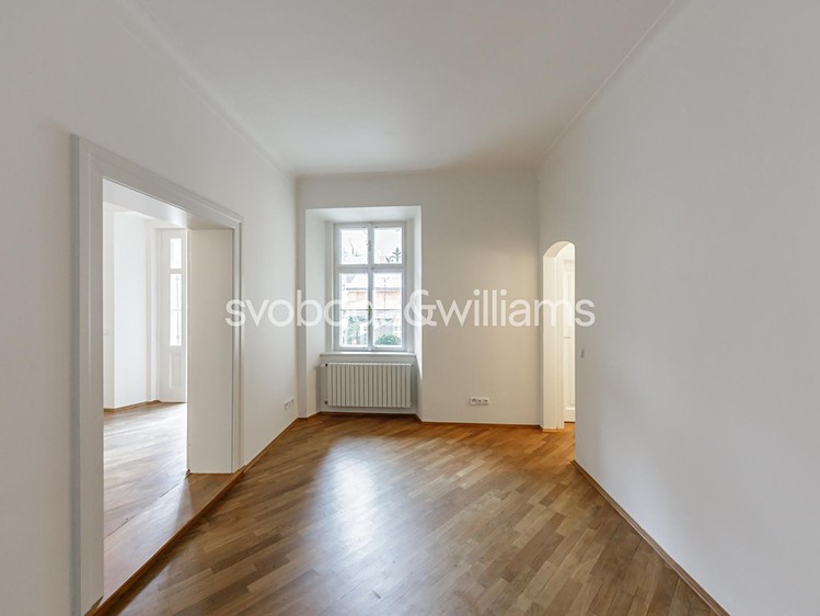 Pronájem bytu 4+1 153 m² - foto 3