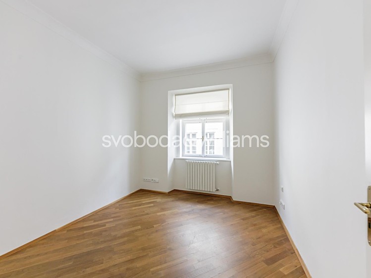 Pronájem bytu 4+1 153 m² - foto 8