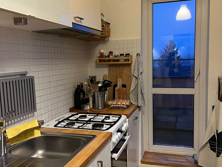 Pronájem bytu 2+1 86 m² (Jednopodlažní) - foto 2