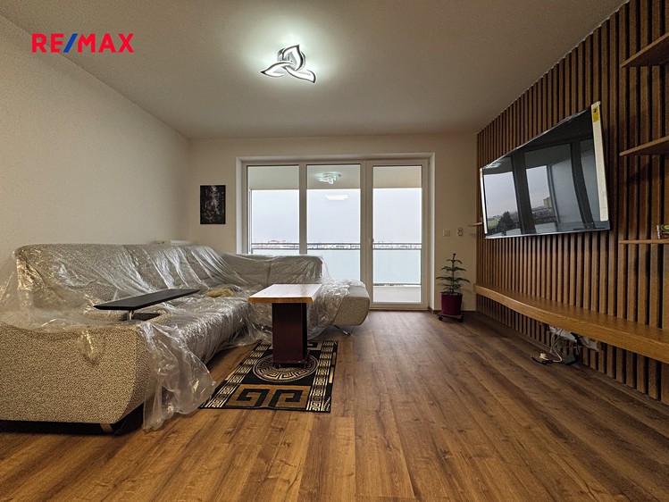 Pronájem bytu 2+kk 55 m² - foto 1