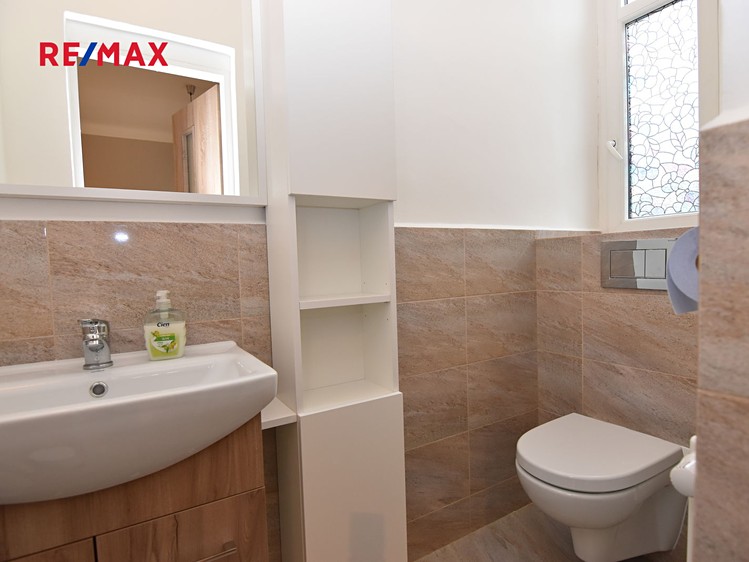 Pronájem bytu 2+kk 55 m² - foto 5
