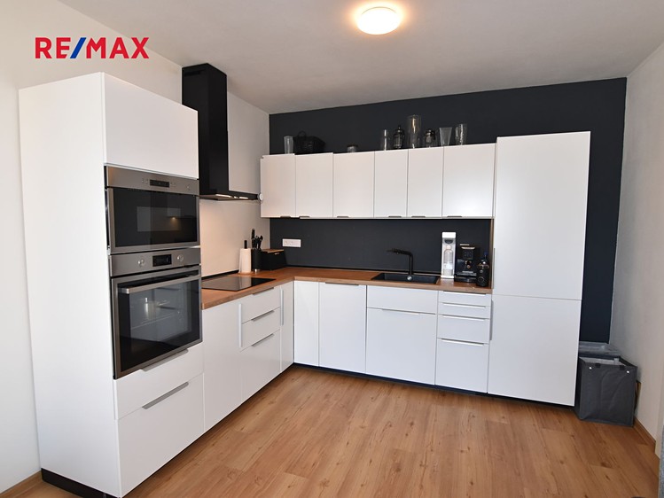 Pronájem bytu 2+kk 55 m² - foto 7