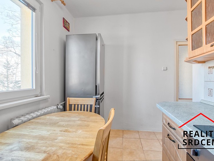 Pronájem bytu 3+1 72 m² - foto 4