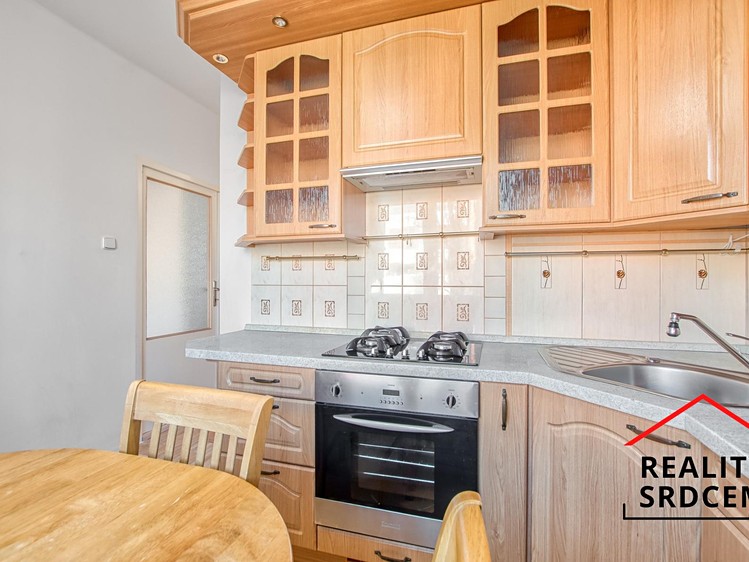 Pronájem bytu 3+1 72 m² - foto 2