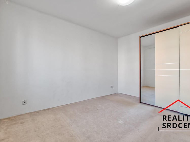 Pronájem bytu 3+1 72 m² - foto 6
