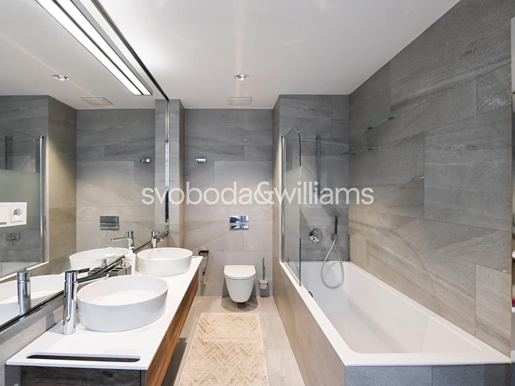 Pronájem bytu 2+kk 81 m² - foto 8
