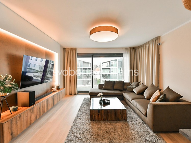 Pronájem bytu 2+kk 81 m² - foto 6