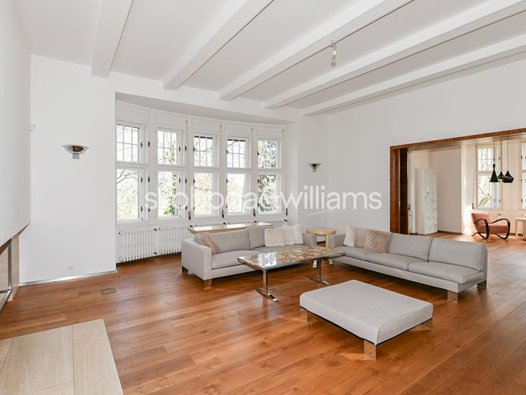 Pronájem bytu 4+1 189 m² - foto 1