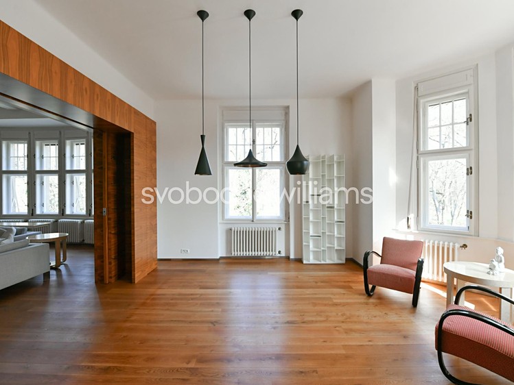 Pronájem bytu 4+1 189 m² - foto 3