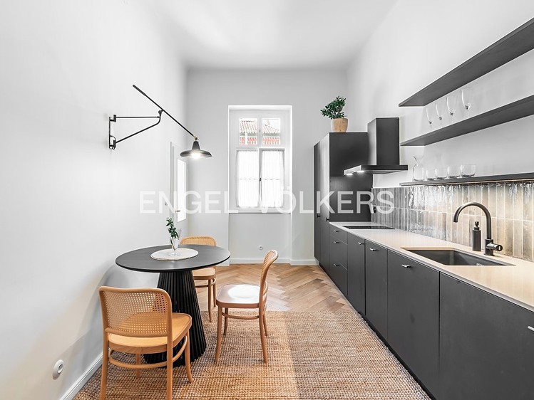 Pronájem bytu 2+1 80 m² - foto 4