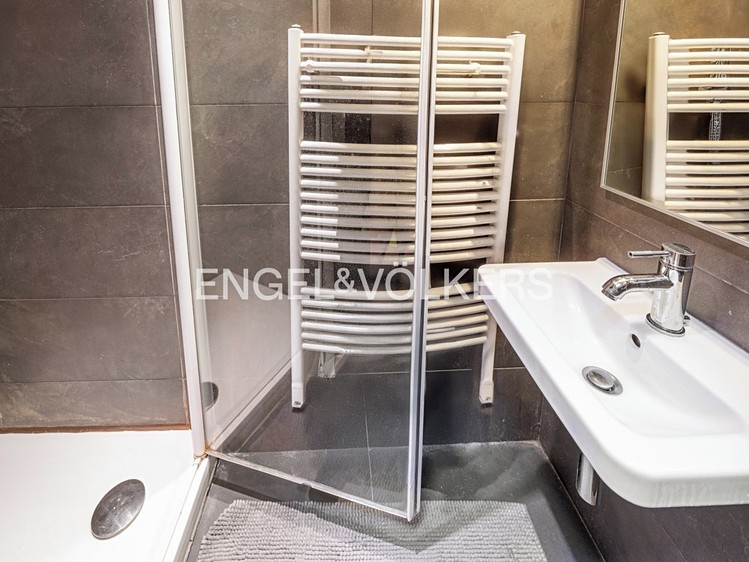 Pronájem bytu 3+kk 155 m² - foto 5