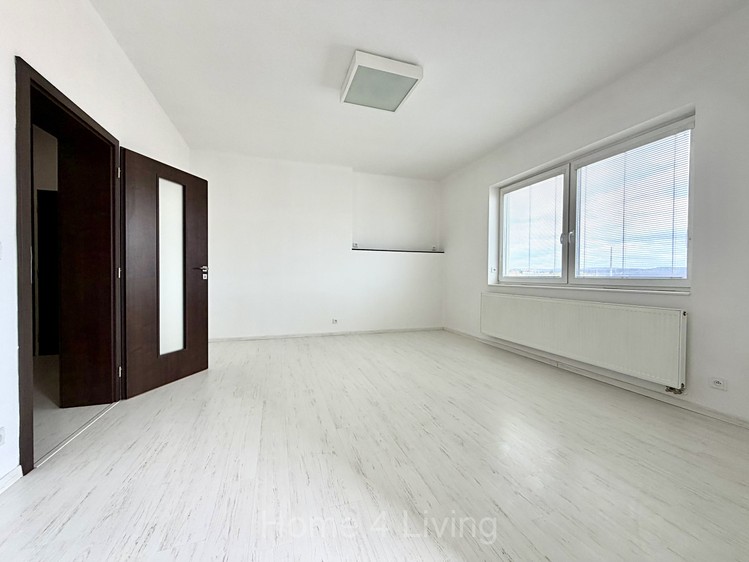 Pronájem bytu 1+kk 40 m² - foto 4