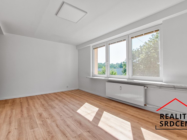 Pronájem bytu 1+kk 31 m² - foto 5