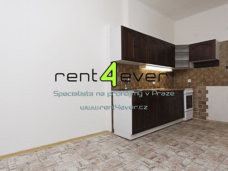 Pronájem bytu 2+1 80 m² - foto 1