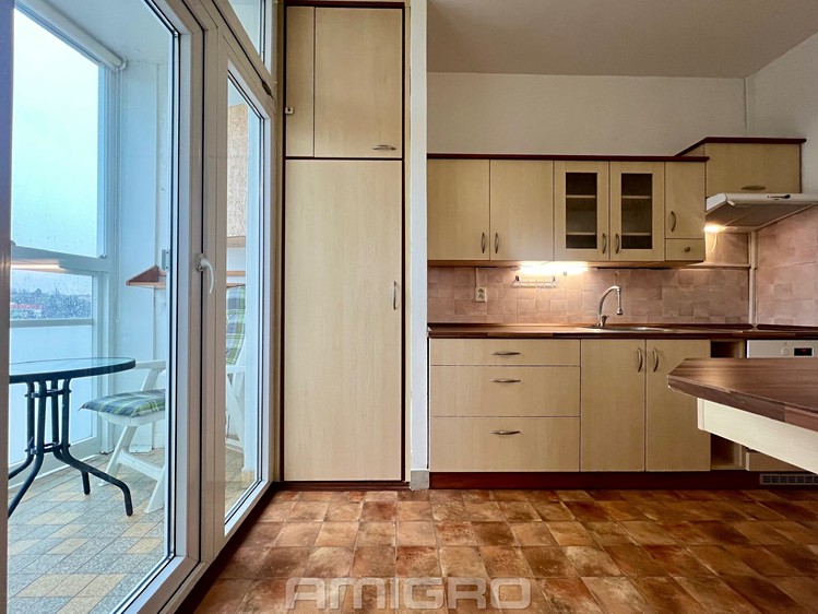 Pronájem bytu 3+1 66 m² (Jednopodlažní) - foto 3