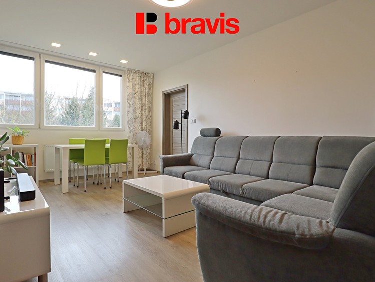Pronájem bytu 3+1 73 m² - foto 1