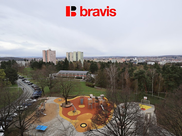 Pronájem bytu 3+1 73 m² - foto 3