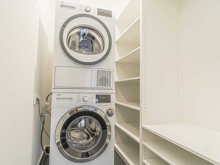 Pronájem bytu 3+kk 75 m² - foto 8