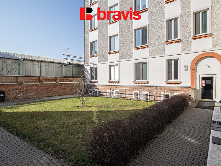 Pronájem bytu 1+1 27 m² - foto 7