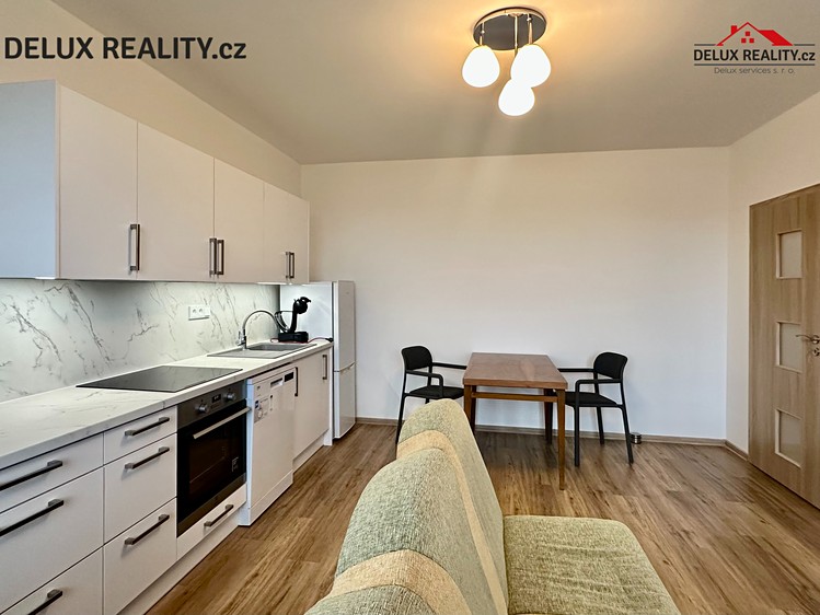 Pronájem bytu 3+kk 83 m² (Jednopodlažní) - foto 2
