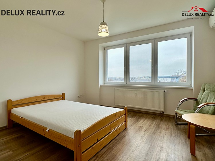 Pronájem bytu 3+kk 83 m² (Jednopodlažní) - foto 4