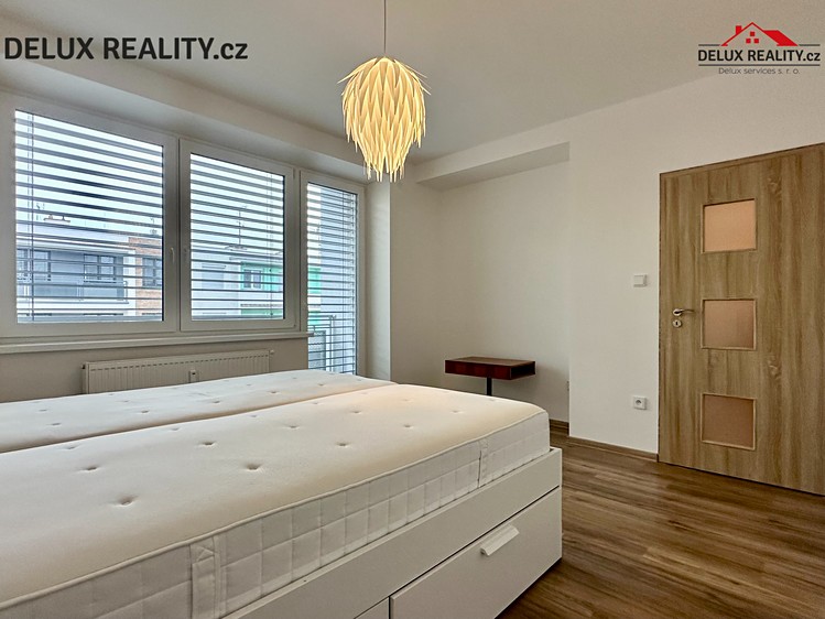 Pronájem bytu 3+kk 83 m² (Jednopodlažní) - foto 7