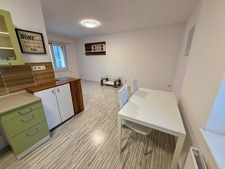 Pronájem bytu 1+kk 32 m² - foto 6