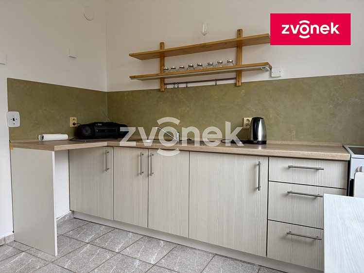 Pronájem bytu 1+1 40 m² - foto 6