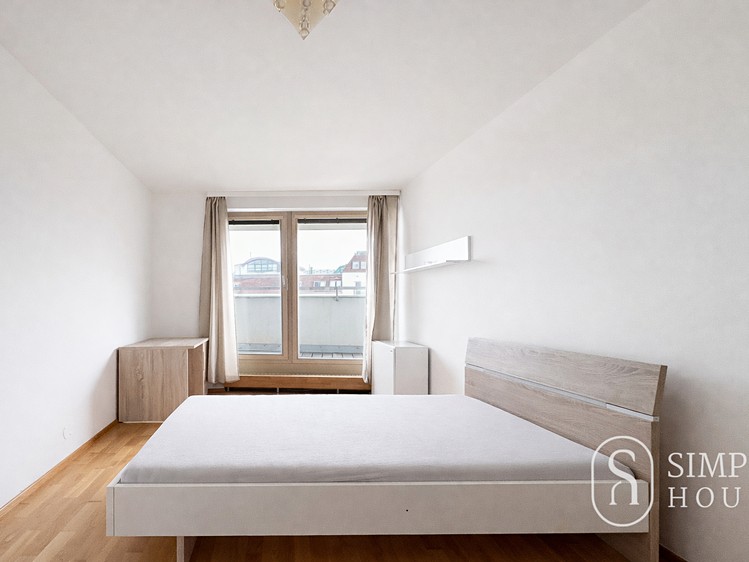 Pronájem bytu 3+kk 100 m² - foto 8
