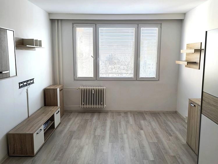 Pronájem bytu 2+1 66 m² - foto 5