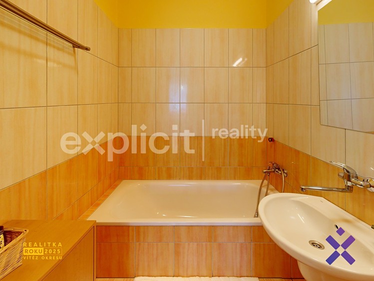 Pronájem bytu 2+1 60 m² - foto 4