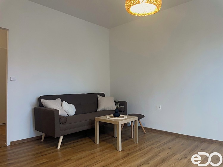 Pronájem bytu 2+1 56 m² (Jednopodlažní) - foto 8