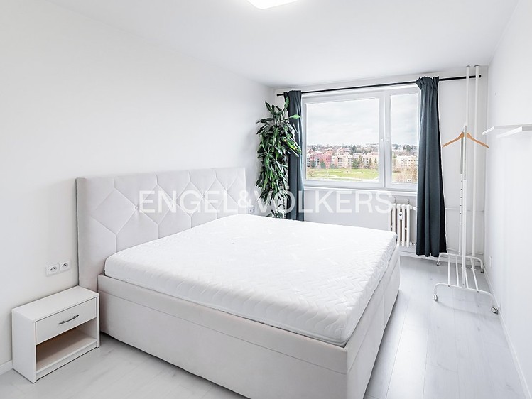 Pronájem bytu 3+kk 73 m² - foto 6