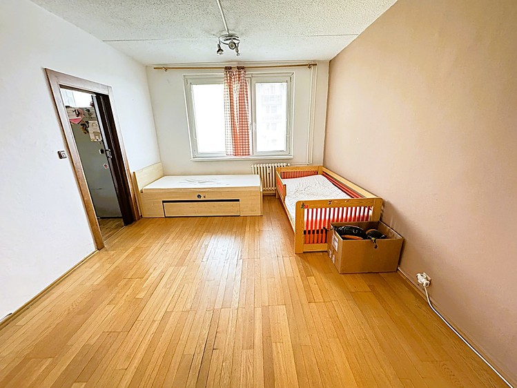 Pronájem bytu 3+1 70 m² - foto 8