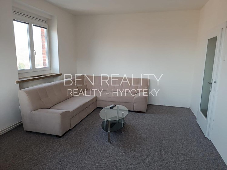 Pronájem bytu 3+1 80 m² - foto 6