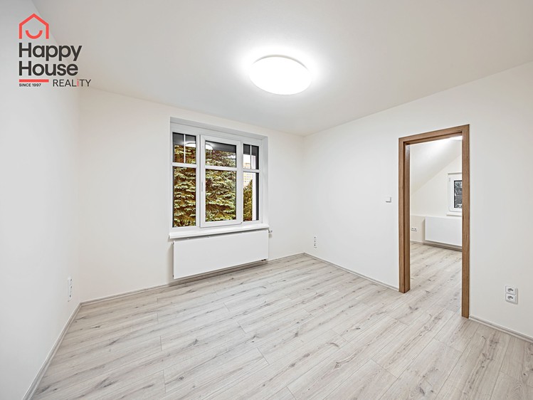 Pronájem bytu 4+kk 71 m² - foto 7