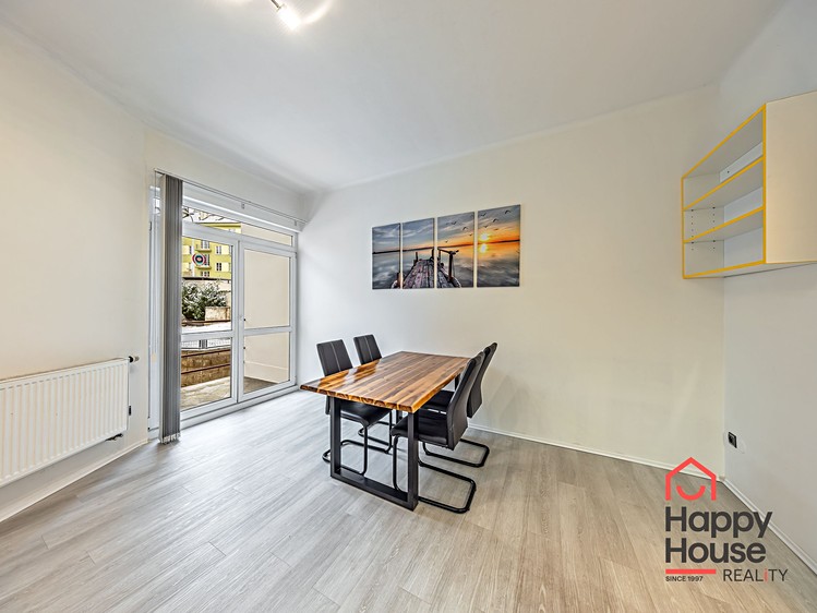 Pronájem bytu 2+kk 55 m² - foto 2