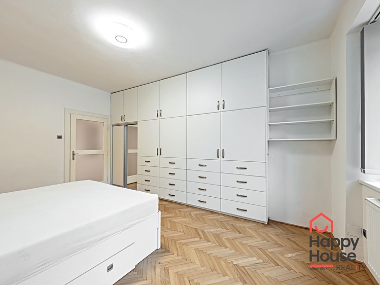 Pronájem bytu 2+kk 55 m² - foto 5
