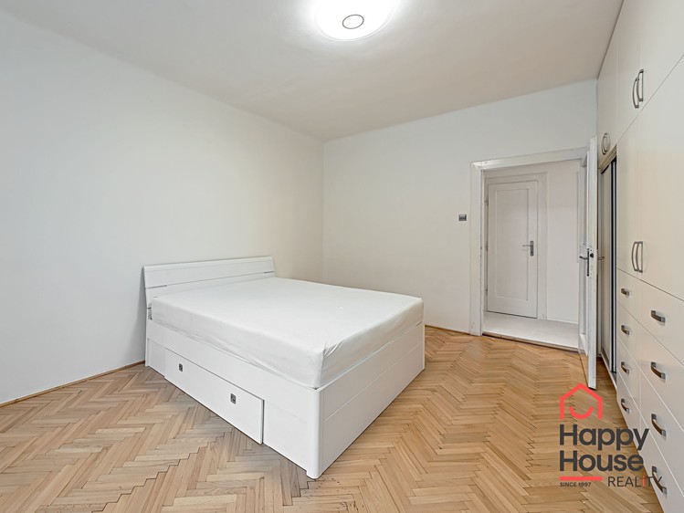 Pronájem bytu 2+kk 55 m² - foto 6