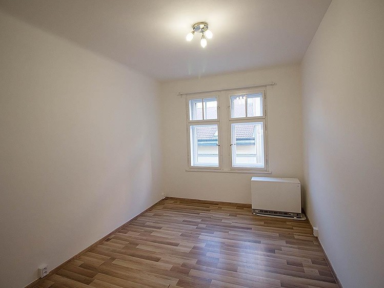 Pronájem bytu 1+kk 27 m² - foto 3