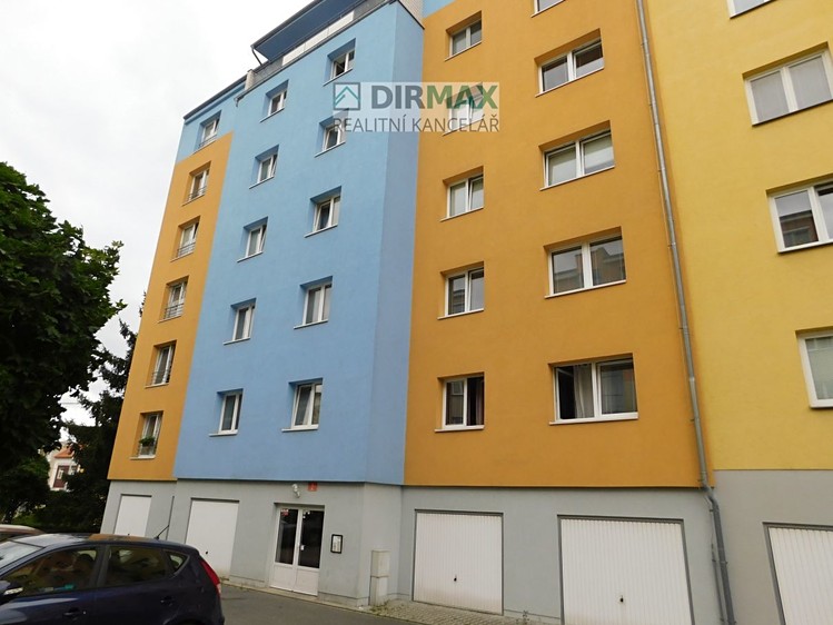 Pronájem bytu 1+1 43 m² - foto 3