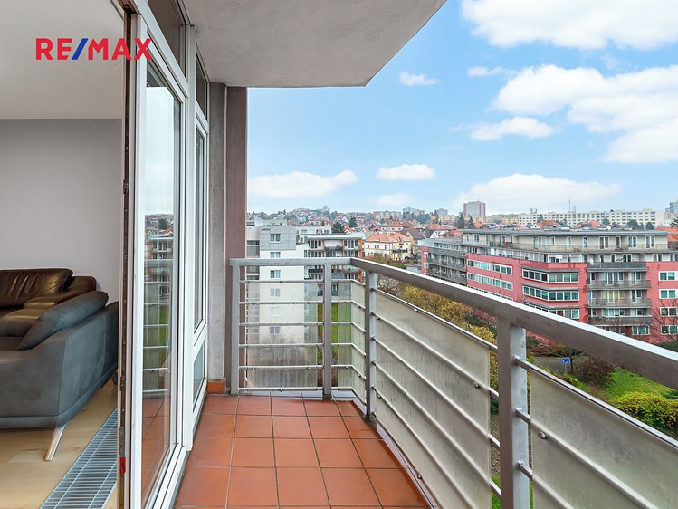 Pronájem bytu 3+kk 96 m² (Jednopodlažní) - foto 4