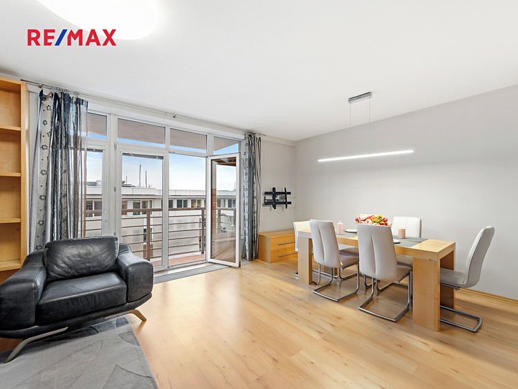 Pronájem bytu 3+kk 96 m² (Jednopodlažní) - foto 5