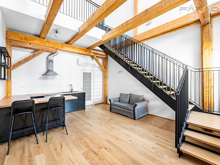 Pronájem bytu 2+kk 65 m² - foto 3