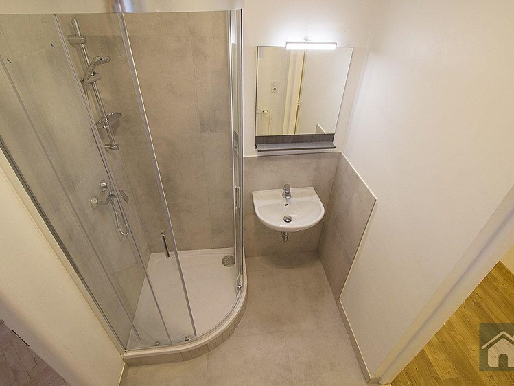 Pronájem bytu 2+1 55 m² - foto 2