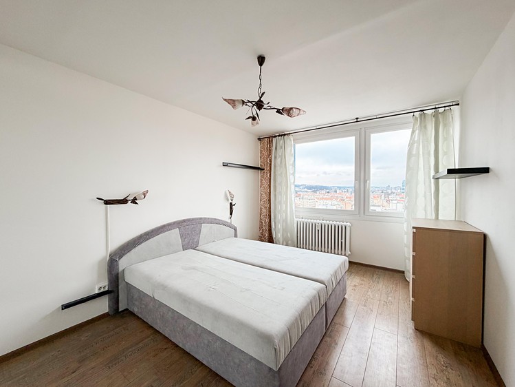 Pronájem bytu 3+kk 81 m² - foto 4