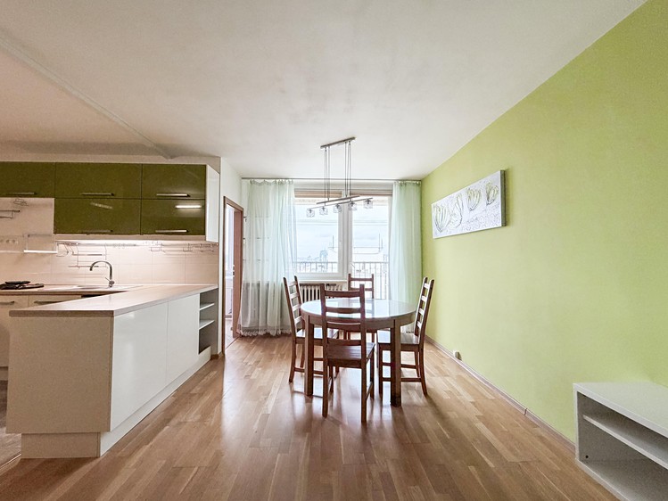 Pronájem bytu 3+kk 81 m² - foto 1