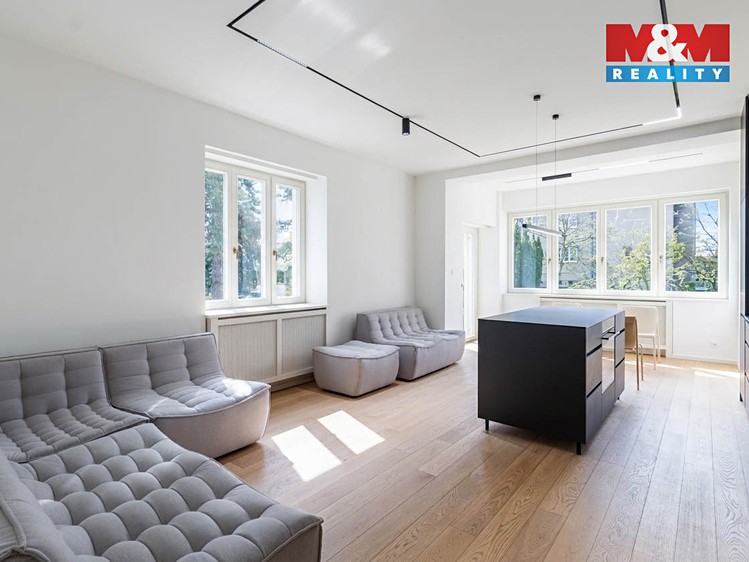 Pronájem bytu 4+kk 118 m² - foto 3