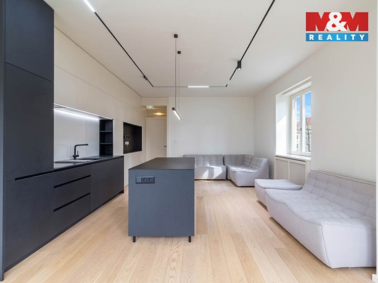 Pronájem bytu 4+kk 118 m² - foto 4